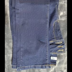 WannaBettaButt Jeans